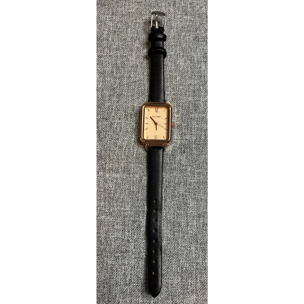 Yolako rose gold watch with black strap - in Great condition